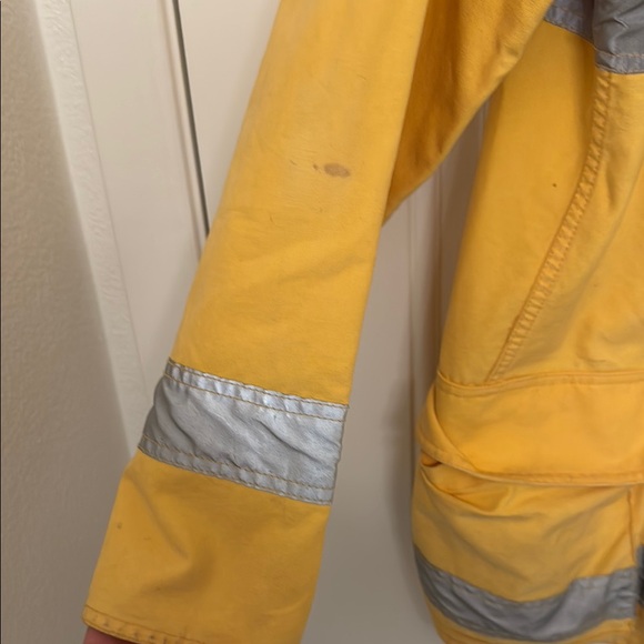 DKNY Vintage Fireman’s Jacket (Offers Welcome) - Picture 6 of 9